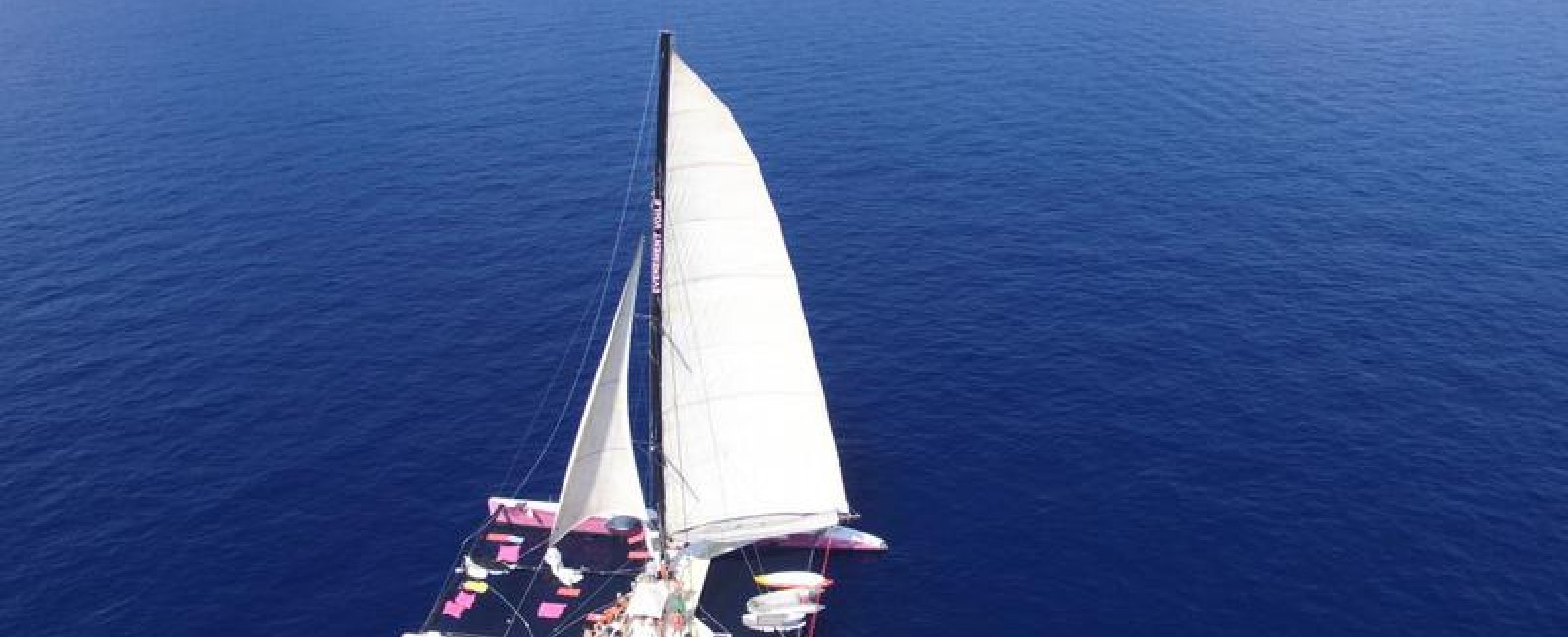 Caseneuve Catamaran - Sortie en catamaran au coucher de soleil_Le Lavandou