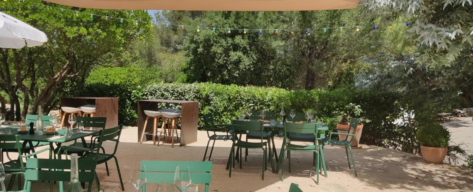 L'Heure Joyeuse à Figuière à La Londe