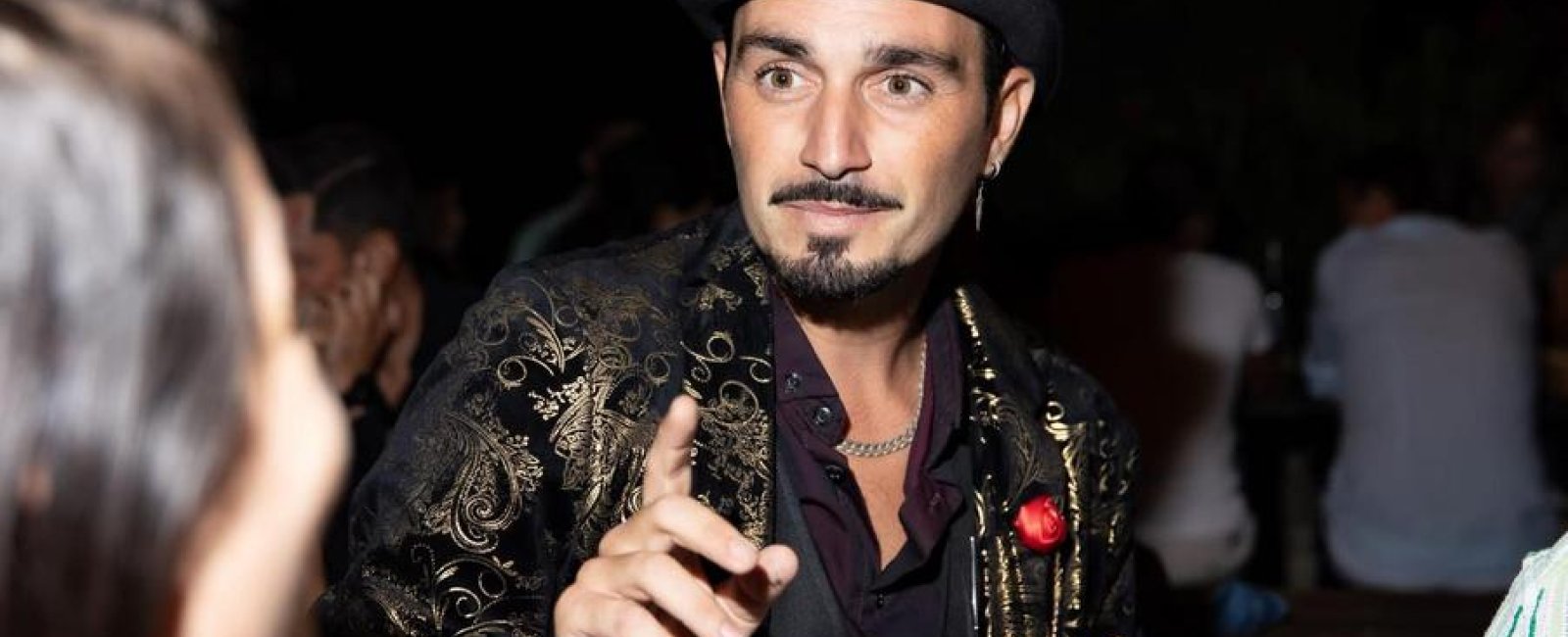 Close-up - Antoine Caruso - Magicien à Cuers