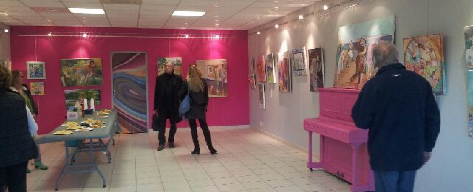 Photo d'un vernissage