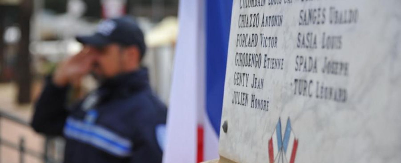 Les cérémonies patriotiques en Méditerranée Porte des Maures