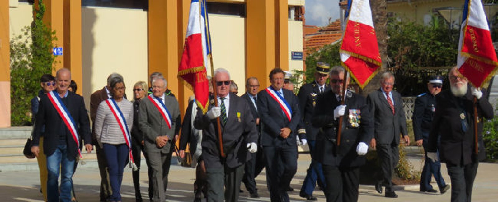 Les cérémonies patriotiques en Méditerranée Porte des Maures