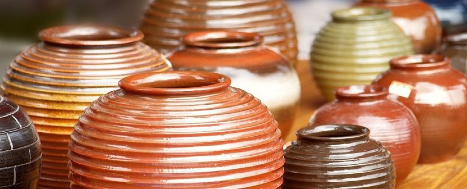 Les ventes d'objets en Méditerranée Porte des Maures