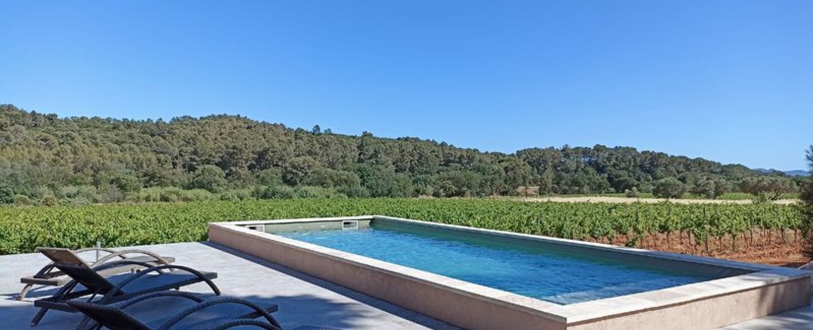 Gästezimmer La Bastide Sous les Pins mit Pool in La Londe les Maures