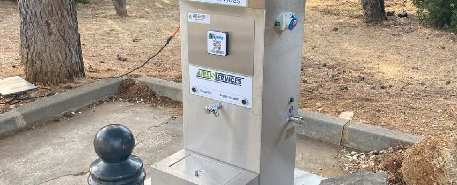 Aire de stationnement et de services à La Londe les Maures