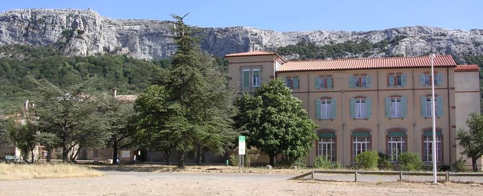 Hostellerie de la Sainte Baume (maison d'accueil religieuse) - Plan-d'Aups-Sainte-Baume