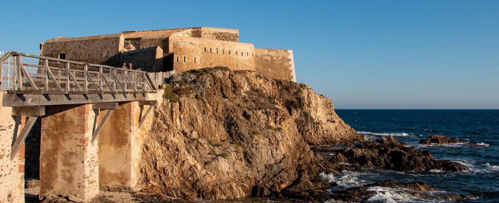 Fort Pradeau Tour Fondue