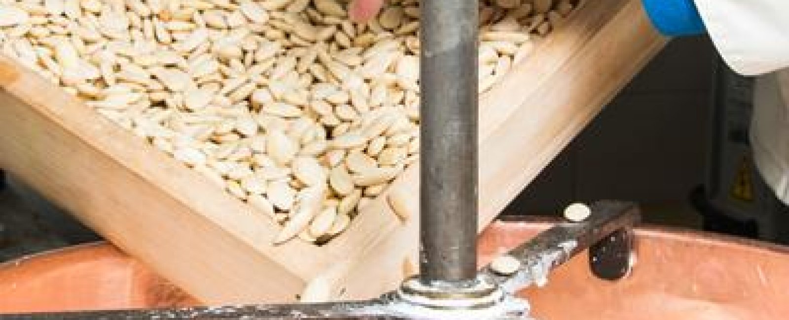 La fabrication du nougat La fabrication du nougat