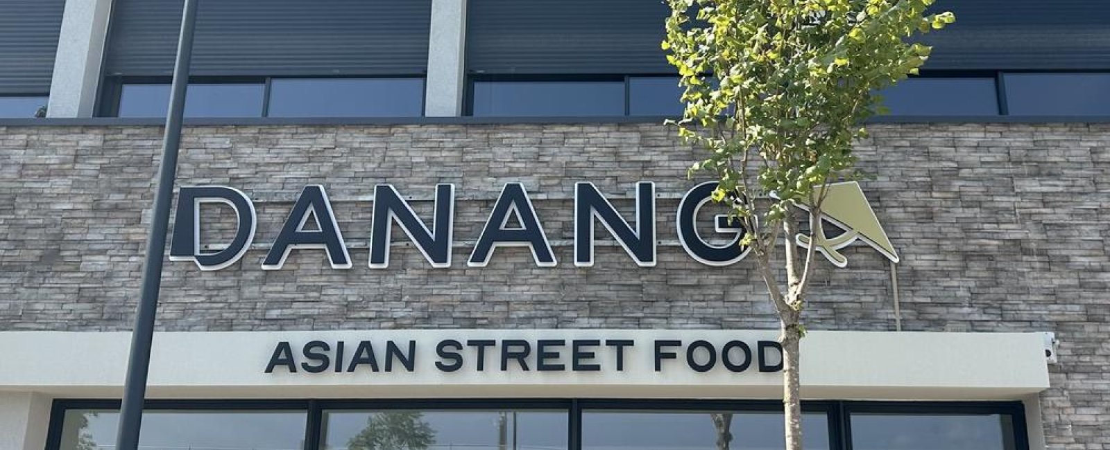 Devanture du restaurant Danang de Cuers