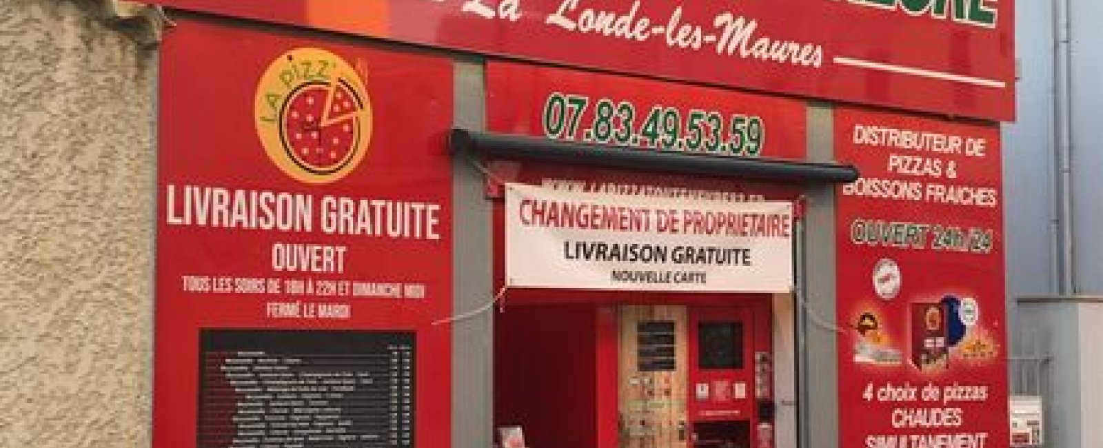 Distributeur de pizzas, et large choix pendant les ouvertures