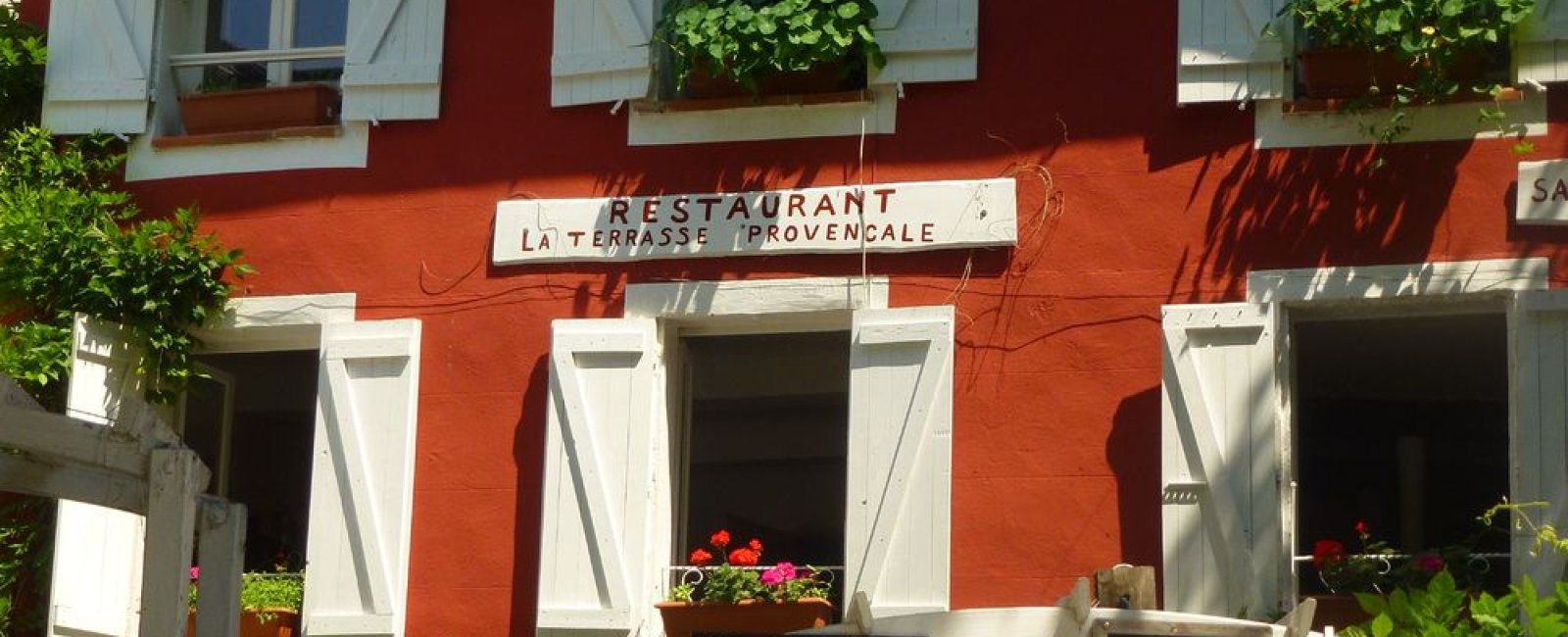 Restaurants of the Mediterranean Porte des Maures