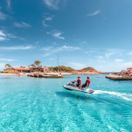 Jet 007 - Randonnée découverte 1 heure en scooter des mers_Le Lavandou