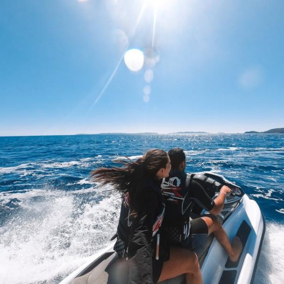 Jet 007 - Randonnée découverte 1 heure en scooter des mers_Le Lavandou