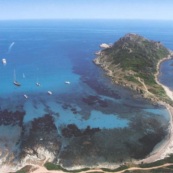 Boat trip to the wild capes - Vedettes Îles d'Or et Le Corsaire_Le Lavandou