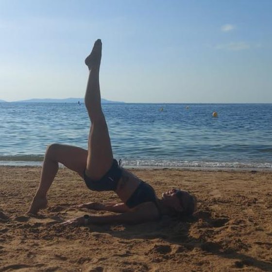 Julie - animatrice de loisirs sportifs, pilates, stretching