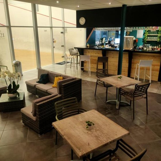 Location de courts et cours particuliers de squash