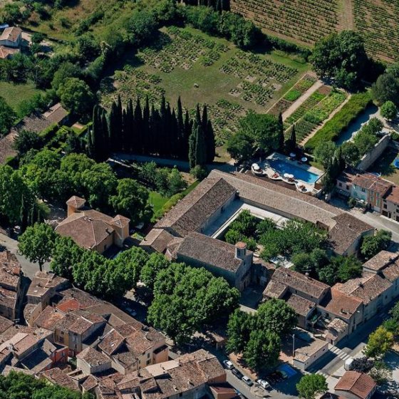Vue aérienne de l'abbaye de la Celle