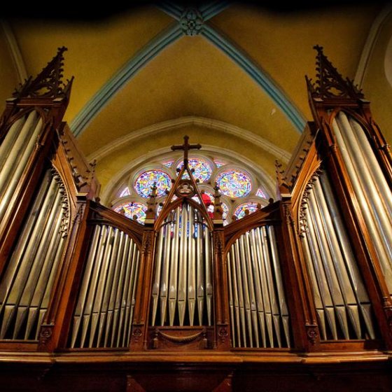 Conférence sur l'orgue et visite de l'église Notre Dame des Victoires à Collobrières Conférence sur l'orgue et visite de l'église Notre Dame des Victoires à Collobrières