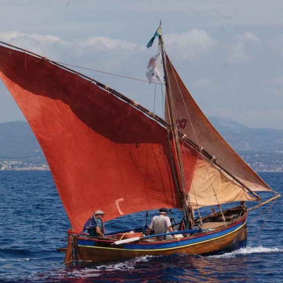 Pointu le Sans-Atout en mer Pointu le Sans-Atout en mer