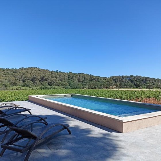 Chambres d'hôtes La Bastide Sous les Pins avec piscine à La Londe les Maures