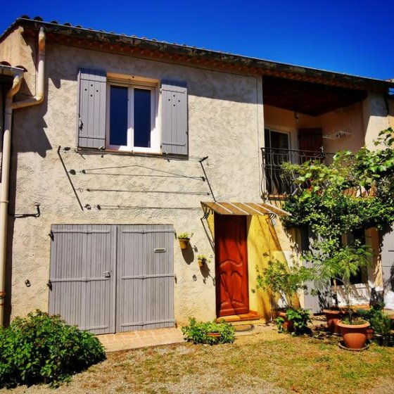Joli appartement à Collobrières Joli appartement à Collobrières
