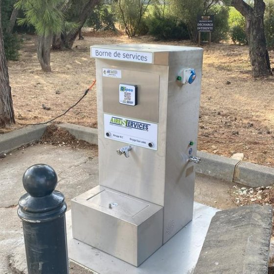 Aire de stationnement et de services à La Londe les Maures