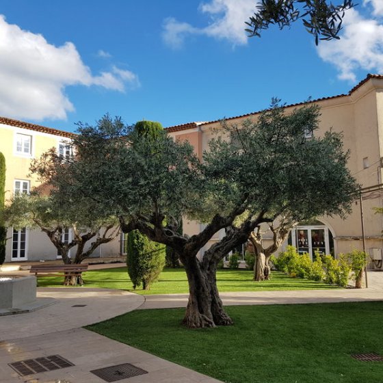 Place Hannibal de Chateauneuf