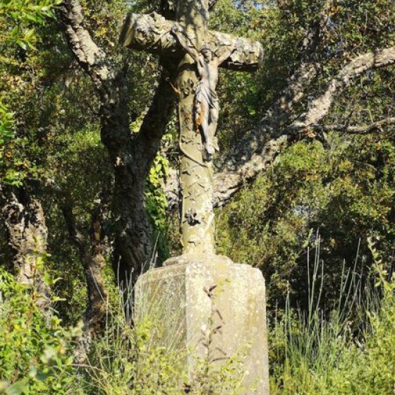 Le calvaire du Château le Pas du Cerf - © OTI La Londe les Maures