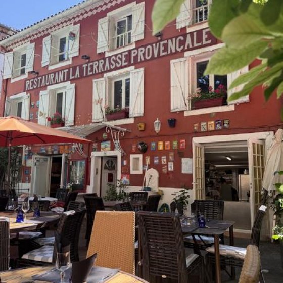 Die Provenzalische Terrasse_Collobrières Die Provenzalische Terrasse_Collobrières
