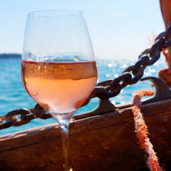 The rosé wine of La Londe les Maures The AOC Côtes de Provence La Londe wines